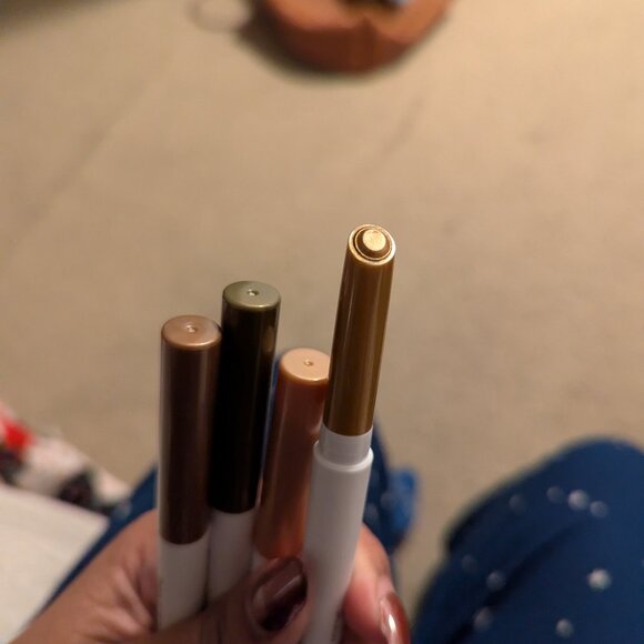 Ilia Eye Stylus Eyeshadow Sticks - Picture 2 of 5
